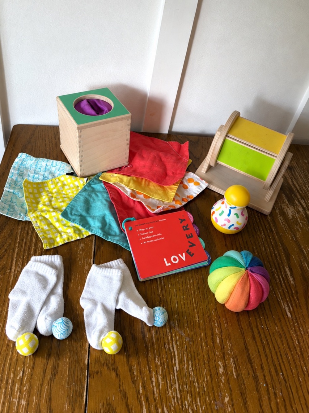 Lovevery Senser Play kit